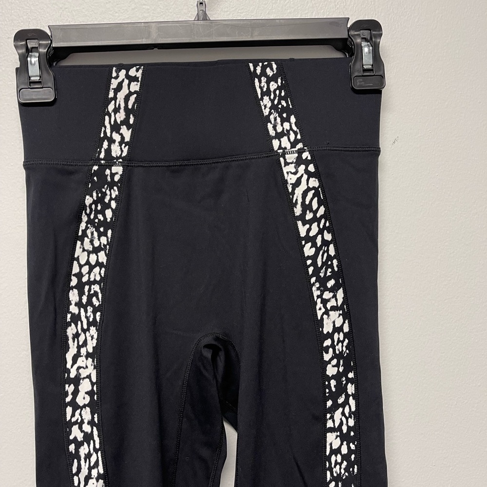 All Access Leggings - Picture 4 of 5